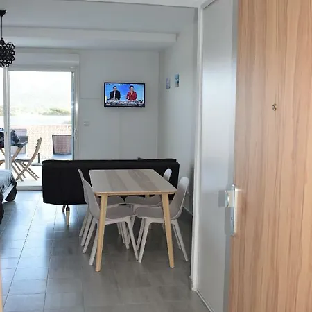 Grand Appartement, Clim, Parking, Plages A Proximite Apartmán