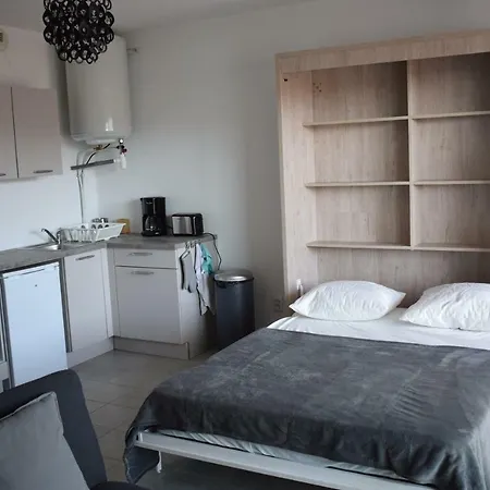 Apartmán Grand Appartement, Clim, Parking, Plages A Proximite